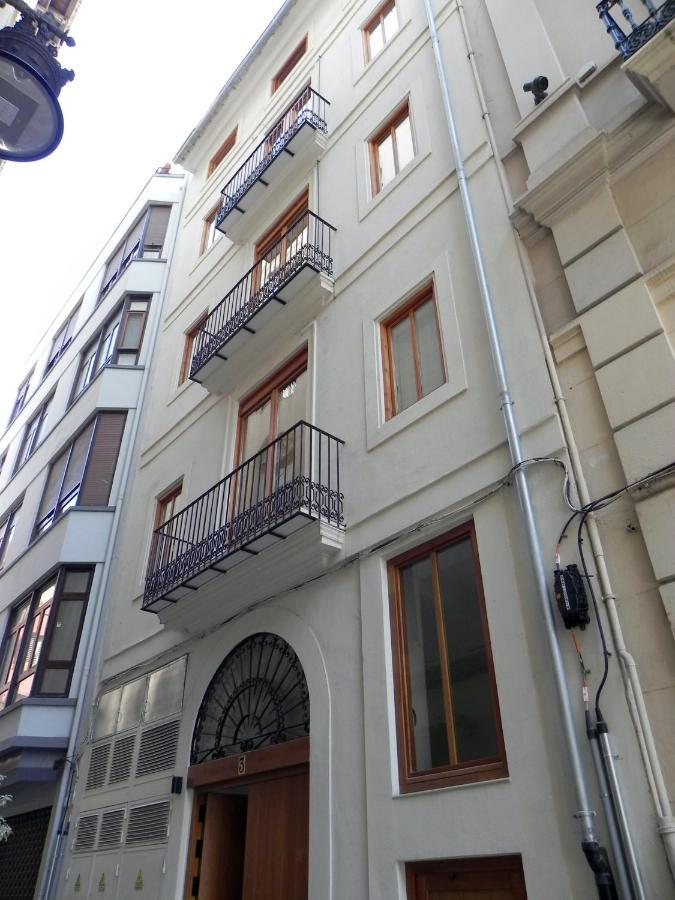 Catalina Suites Apartments Downtown Валенсия Экстерьер фото